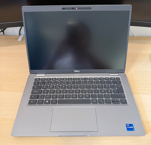 Dell Latitude 5420 — 14" Zakelijke Laptop | i7-1185G7 / 16GB / 256GB SSD / FHD / Win 11 Pro