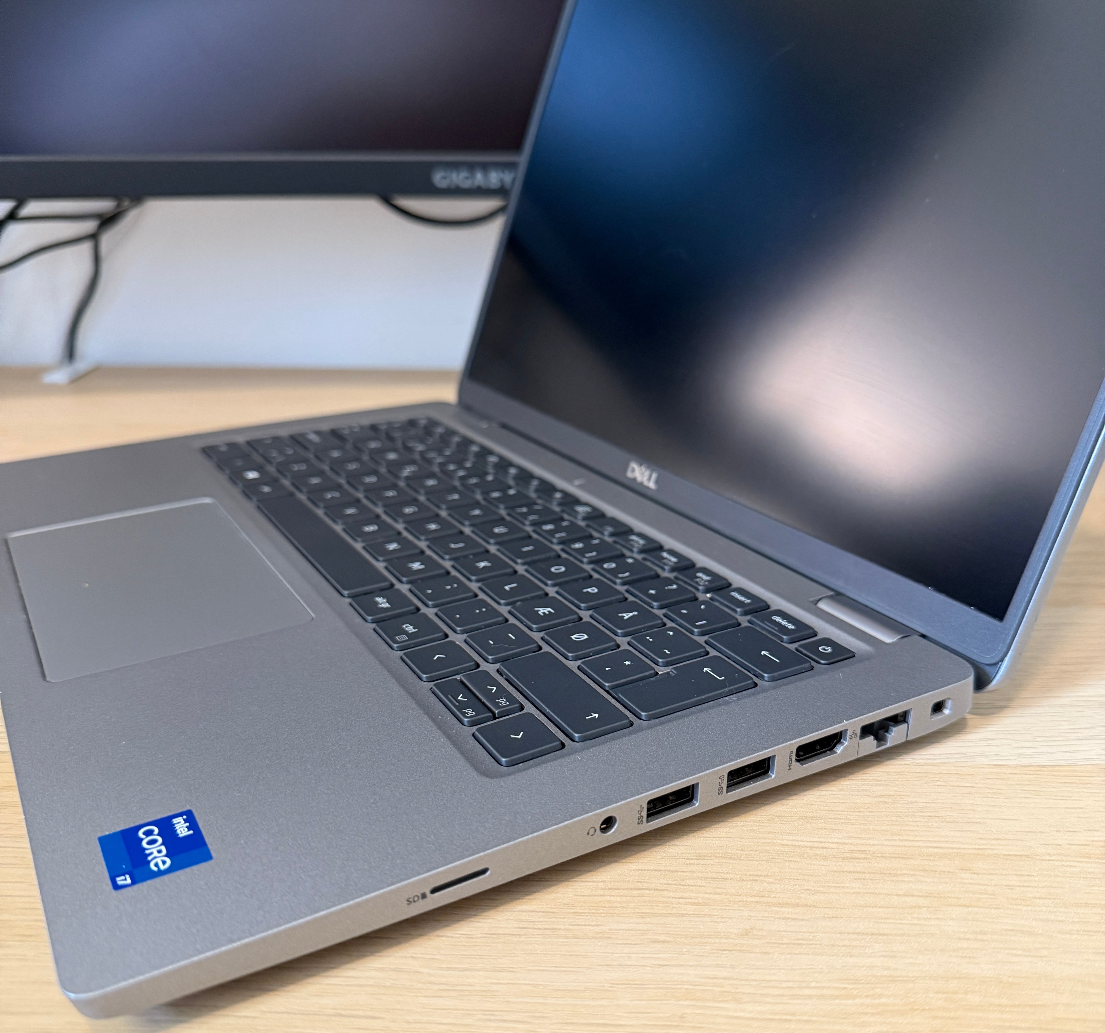 Dell Latitude 5420 — 14" Zakelijke Laptop | i7-1185G7 / 16GB / 256GB SSD / FHD / Win 11 Pro