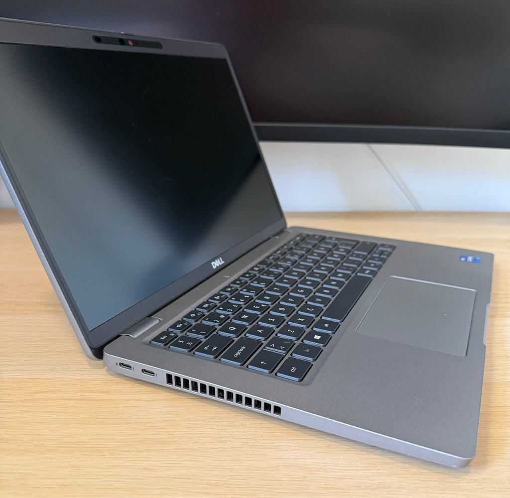 Dell Latitude 5420 — 14" Zakelijke Laptop | i7-1185G7 / 16GB / 256GB SSD / FHD / Win 11 Pro
